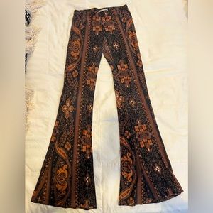 Novela royale Janis bells